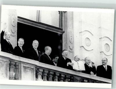 39902167 Vienna State Treaty 1955 on the balcony of Belvedere Palace politics