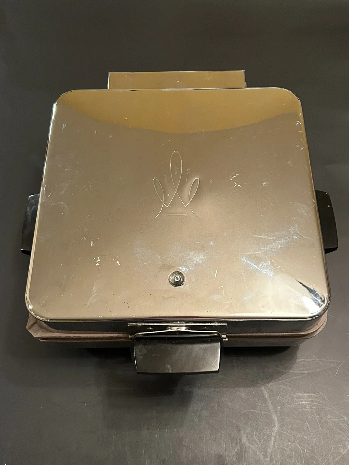Vintage Hoover 6670 Waffle Maker Griddle Combo- Works- Cord Included- Working