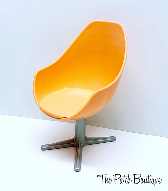 Mattel Barbie® DreamHouse™ Playset Replacement Doll Size Orange Office