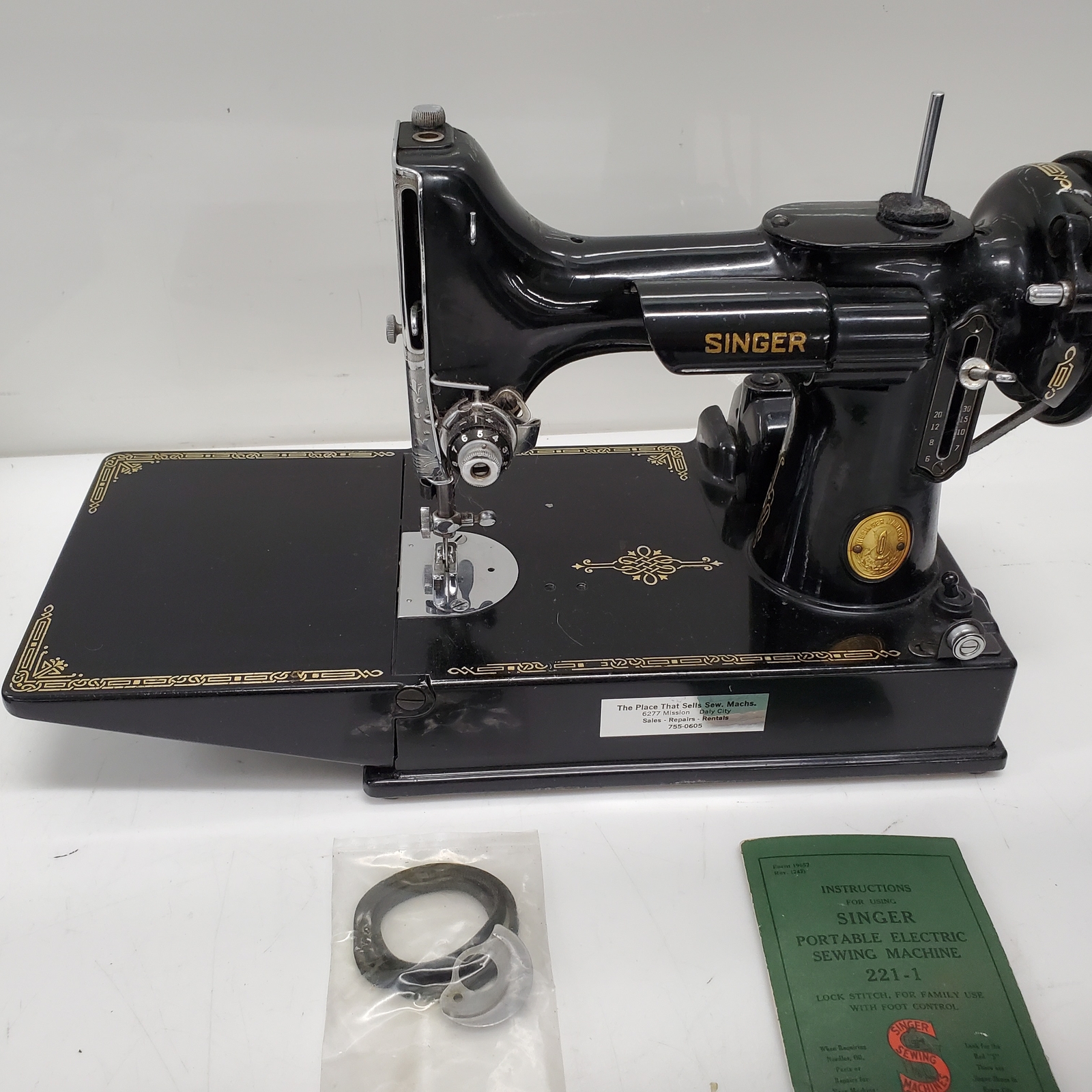 Vintage 1950's Singer Featherweight 221 Series AJ Sewing Machine with