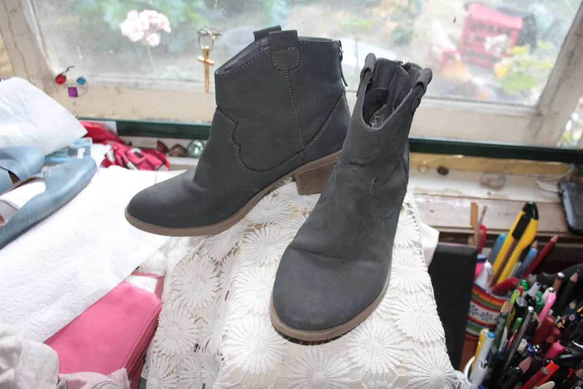 Grey ankle boots size best sale 5