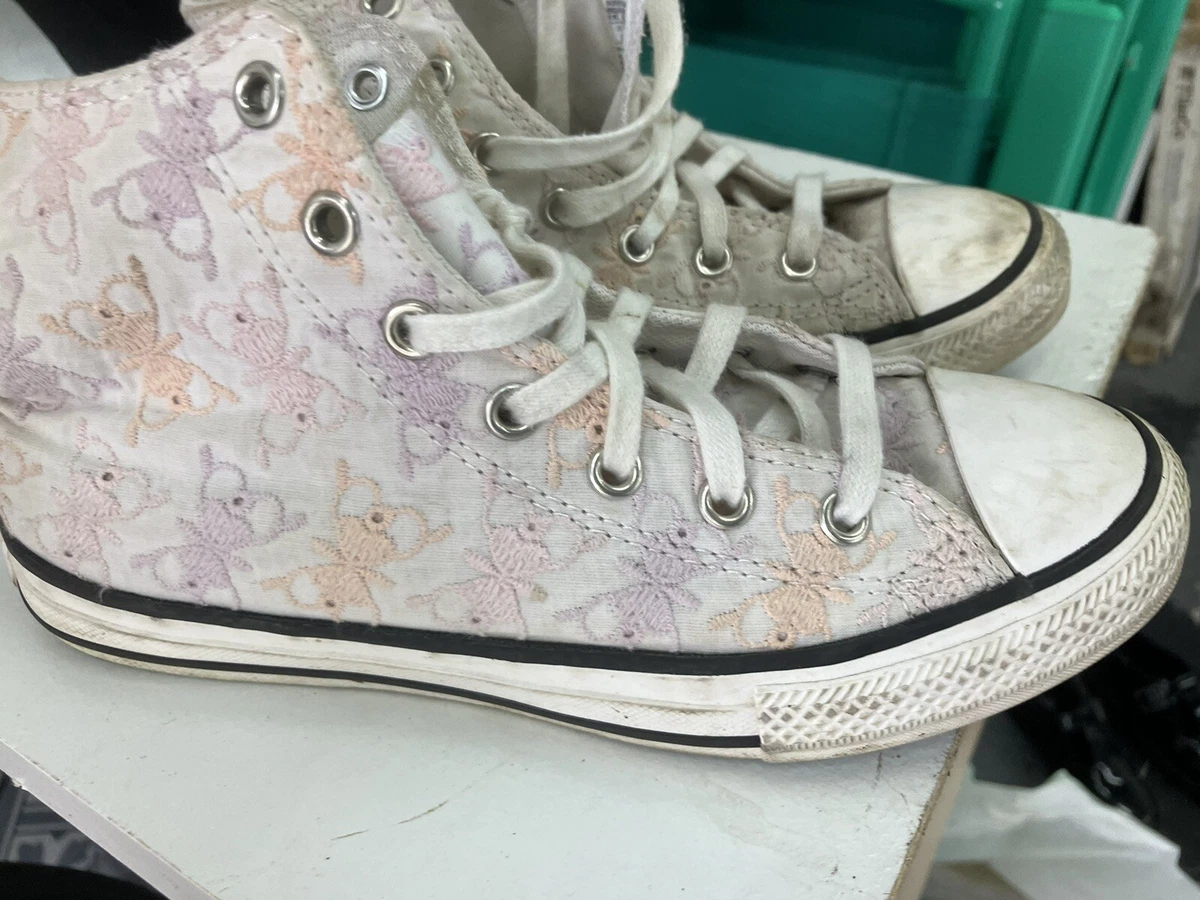 Girls pink converse trainers deals