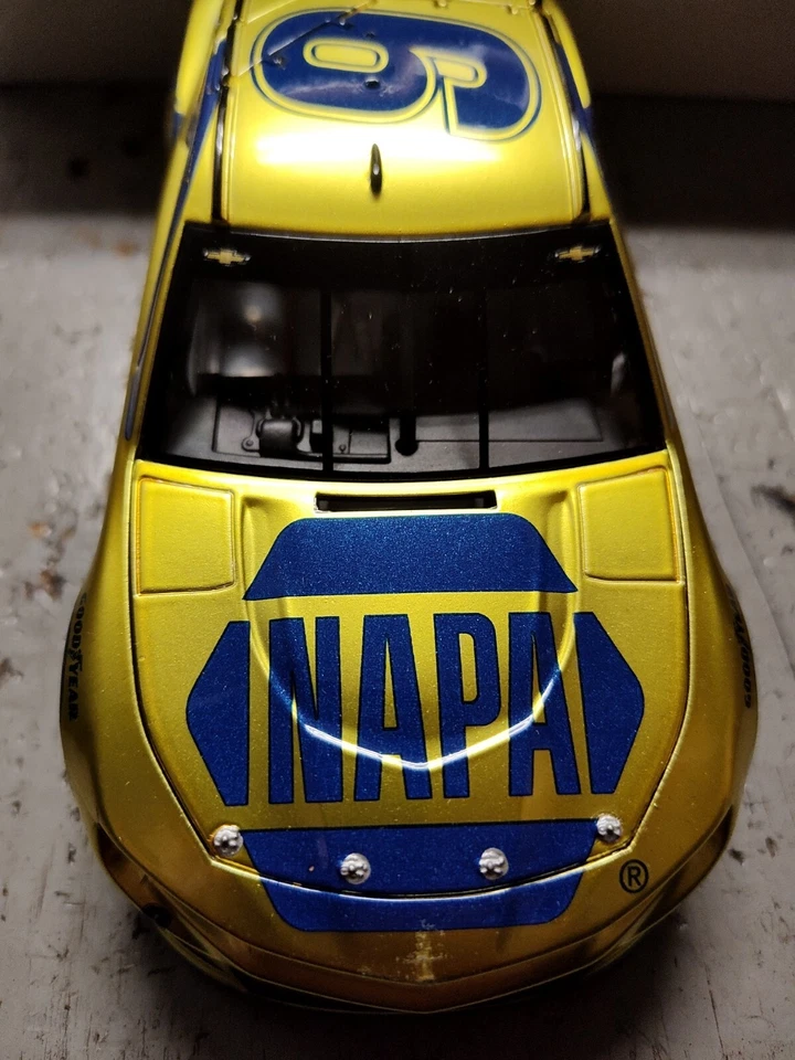RARO 2018 Chase Elliott #9 NAPA Darlington color líquido RC Elite 1:24 Din 40 de 60 Foto 4 de 4