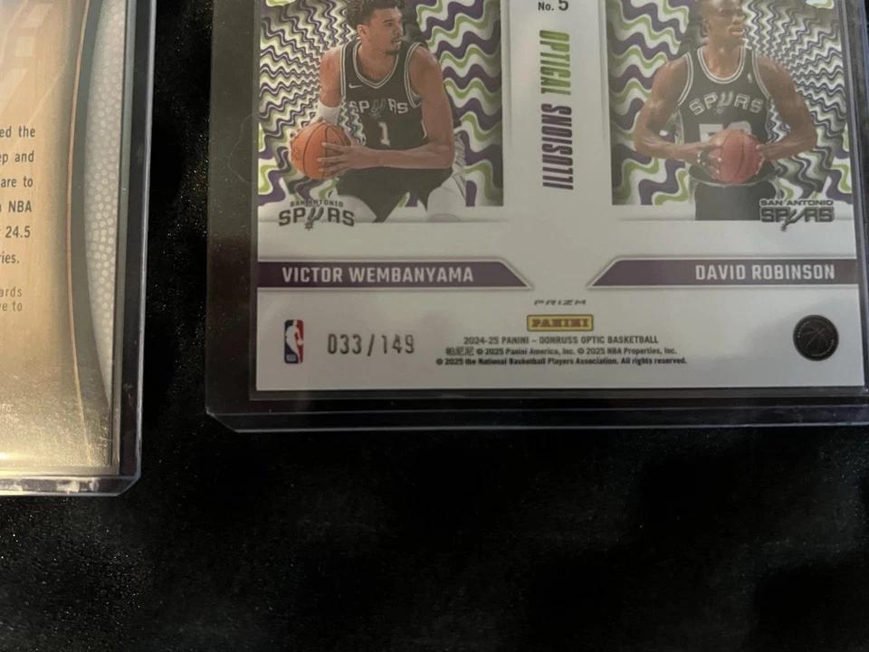 2025-26 Topps NBA Tony Parker Auto Marcas de Excelencia Verde/99 BONO Wemby # Foto 3 de 4