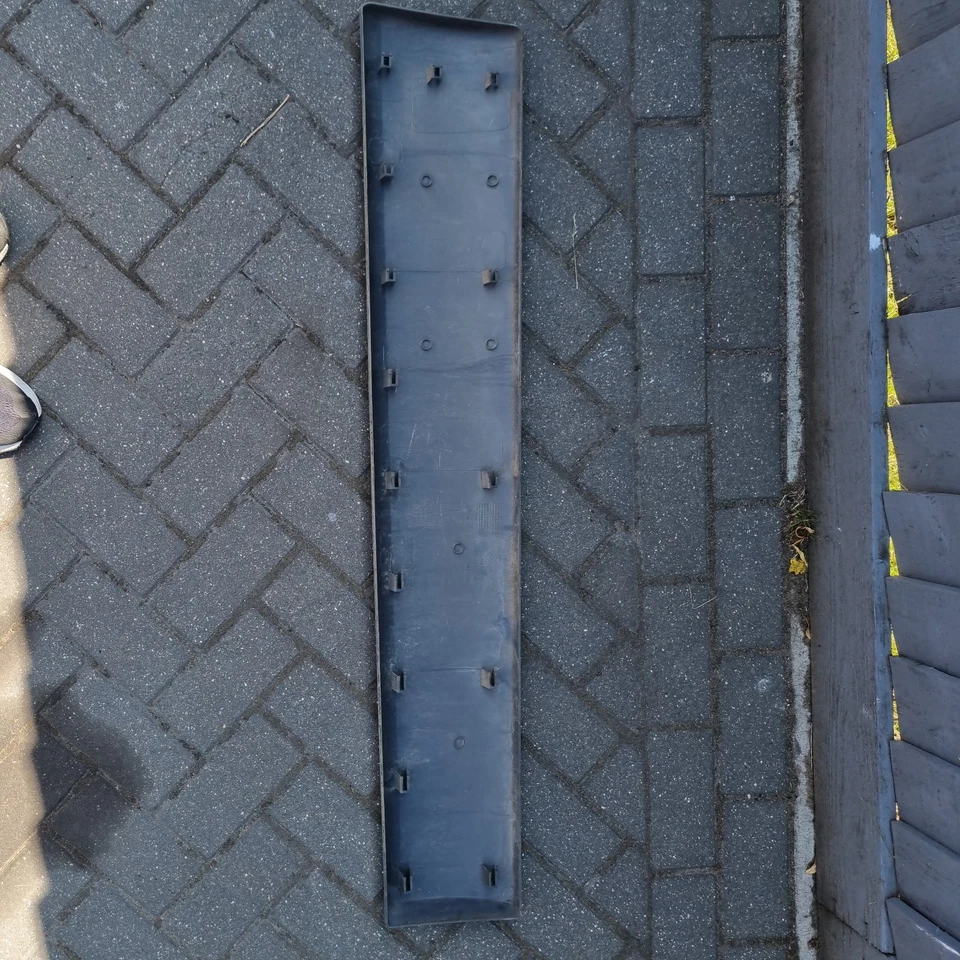 VIVARO MOLDURA CENTRAL TRÁFICO LADO CONDUCTOR DERECHO 2001-2014 8200036089 Foto 4 de 4