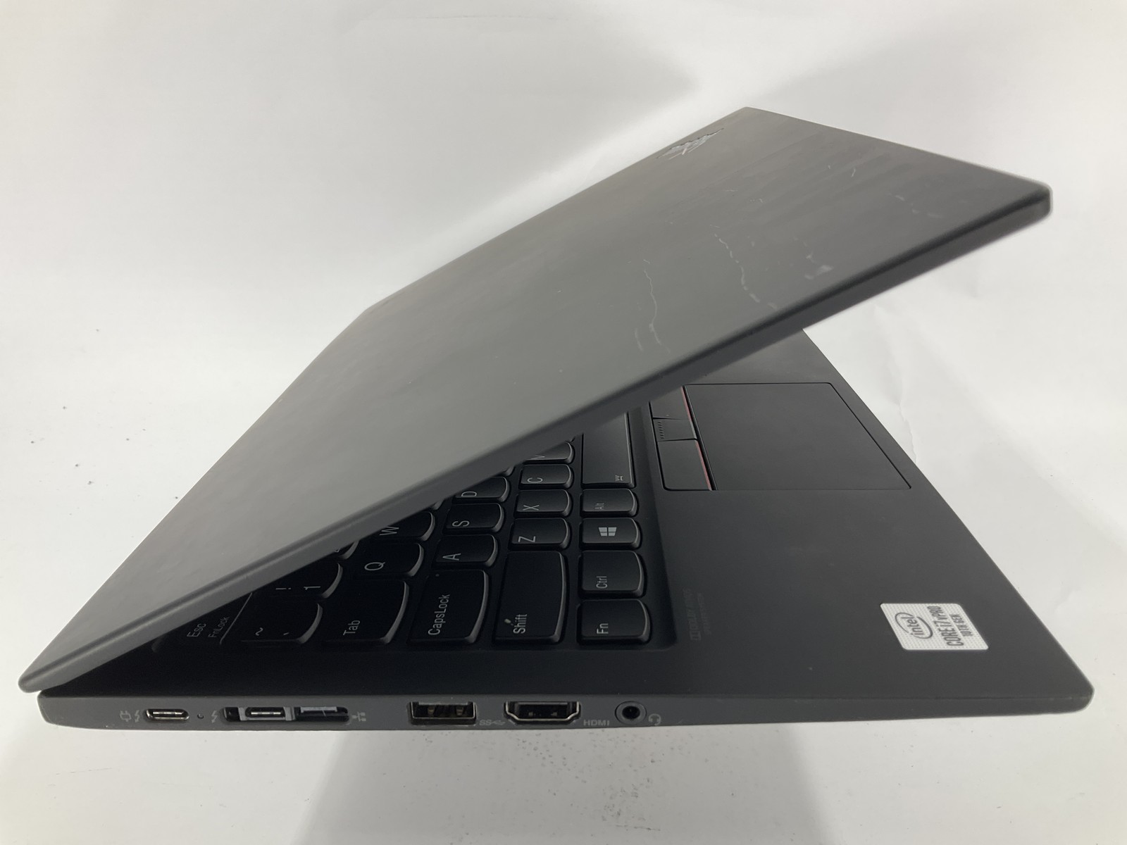 Lenovo ThinkPad X1 Carbon 8th Gen, 14-Inch Laptop, with Core i7-10610U CPU @ 1.80GHz