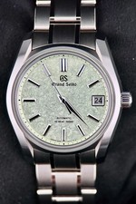 Grand Seiko Heritage Collection Titanium Hi-Beat SBGH343 "Sakura-Wakaba" 2