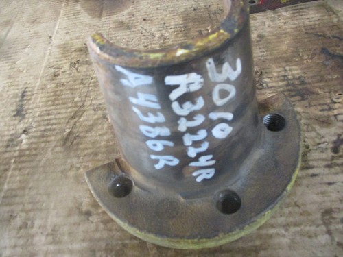 John Deere 3010 Rear Wheel Keyed Sleeve Wedge Clamp 3 1/8 Axel A4384 Tractor - Picture 4 of 7