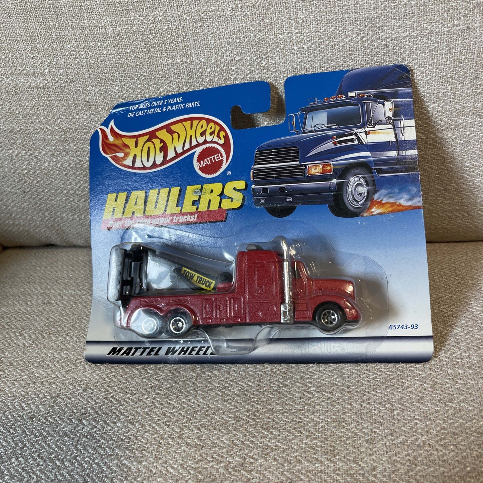 Hot Wheels Long Haulers Tow Truck