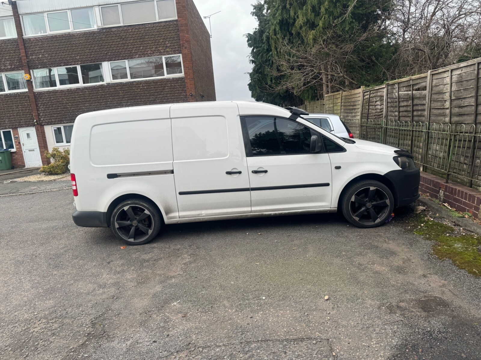 volkswagen caddy maxi lwb 2011 1.6 litre tdi eBay