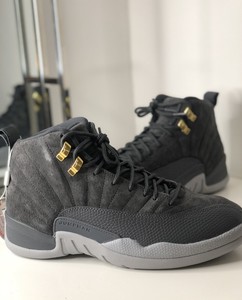 wolf grey 12