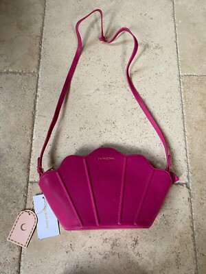 NWT The Wolf Gang Suri Shell Bag Hot Pink Beach Barbiecore $275 Flamingo Resort