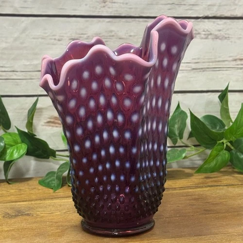 Fenton Plum Purple Opalescent Hobnail Hanky Handkerchief Art Glass Vase 9” VTG