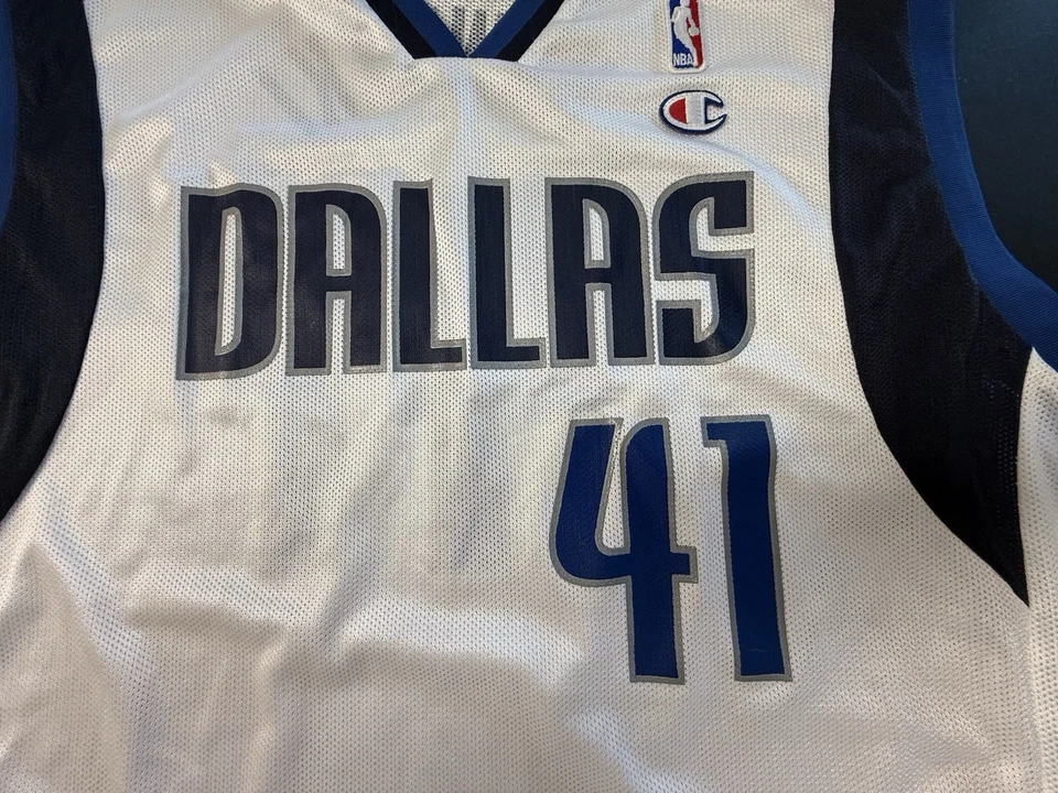 Camiseta de colección del campeón Dirk Nowitzki #41 Dallas Mavericks NBA grande para hombre Foto 2 de 4