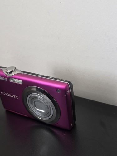 Nikon Coolpix S3000 12.0 mp Digital Camera Pink - Picture 4 of 11