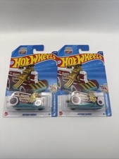 Hot Wheels 2025 Hot Wheels G Case Treasure Hunt. Birthday Burner Lot Of 2