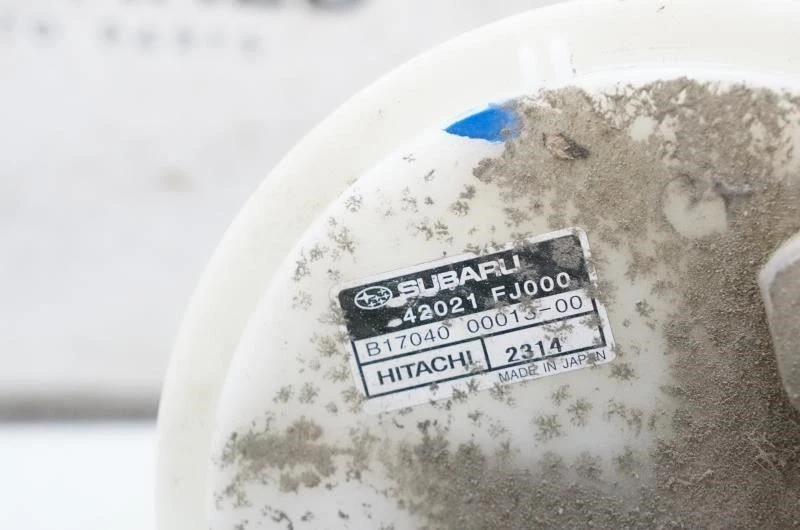 Conjunto de bomba de combustible Subaru Impreza 2.0 2012-2014 42021 FJ000 OEM Foto 4 de 4