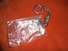 Porte-clés Key ring Coca-Cola Bouteille métal 4,5 cm haut Neuf sous blister 