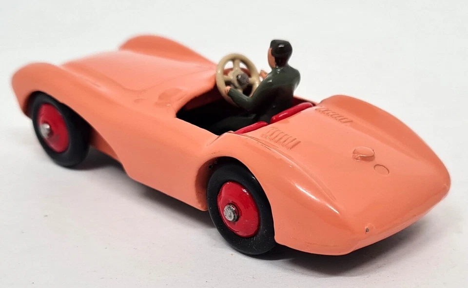 Dinky Meccano Vintage 110 Aston Martin DB3 Sports Salmon Restored Repainted - Image 3 of 4