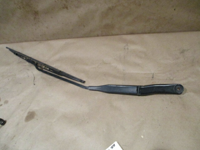 Ferrari 360, 430 - RH Windshield Wiper Arm - P/N 65409300