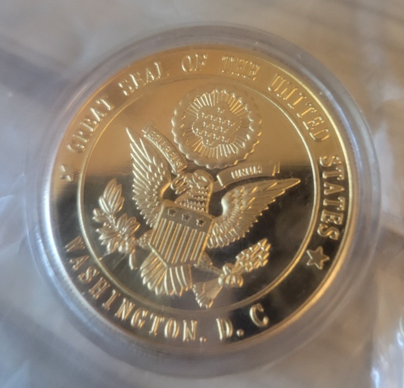 GOLD PLATED WASHINGTON DC --U. S CAPITOL CHALLENGE COIN--GREAT SEAL OF THE U.S