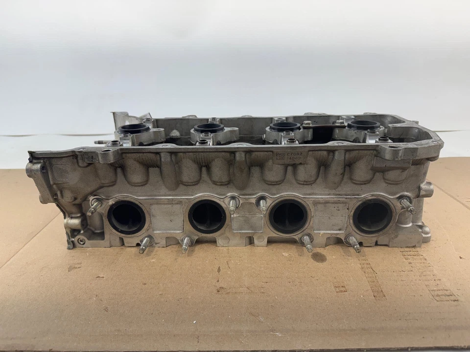 Cabezal de motor lateral izquierdo Lexus Is-F 2008-2014 OEM 2Urg Foto 2 de 4