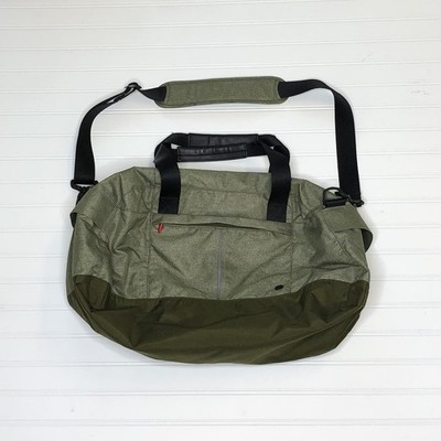 Lululemon Athletics Cool Down Gym Bag Duffle Bag Olive Green