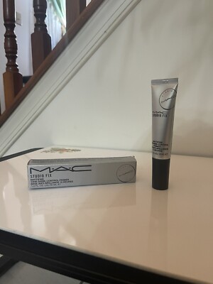 Mac Studio Fix Mattifine 12HR Shine-Control Primer Base - Size 1.0 Oz. / 30mL