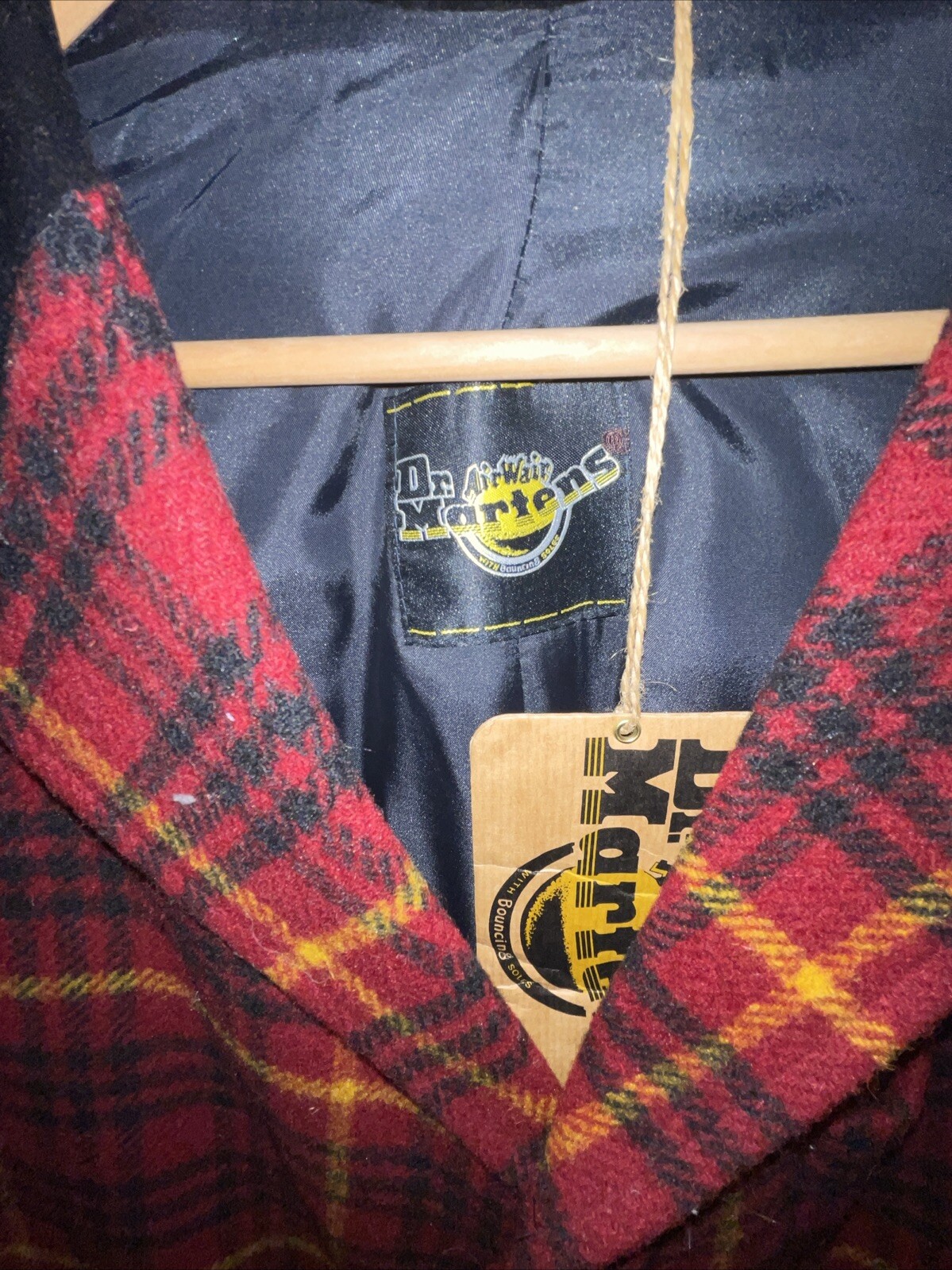Picture 4 of 11