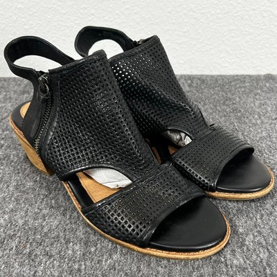 Sofft Nadira Perforated Leather Sandals Women's 8 M Black Side Zip