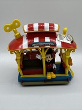 Disney 4" Jolly Trolley Toon Town With Mickey And Minnie Pullback action 