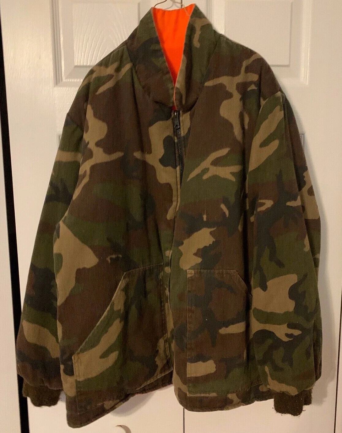 Vintage CHALET Camo Insulated Jacket REVERSIBLE Hunting LARGE USA