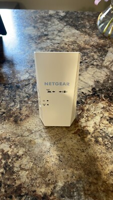 NETGEAR Nighthawk ￼AC2200 WiFi Mesh Extender - EX7300v2
