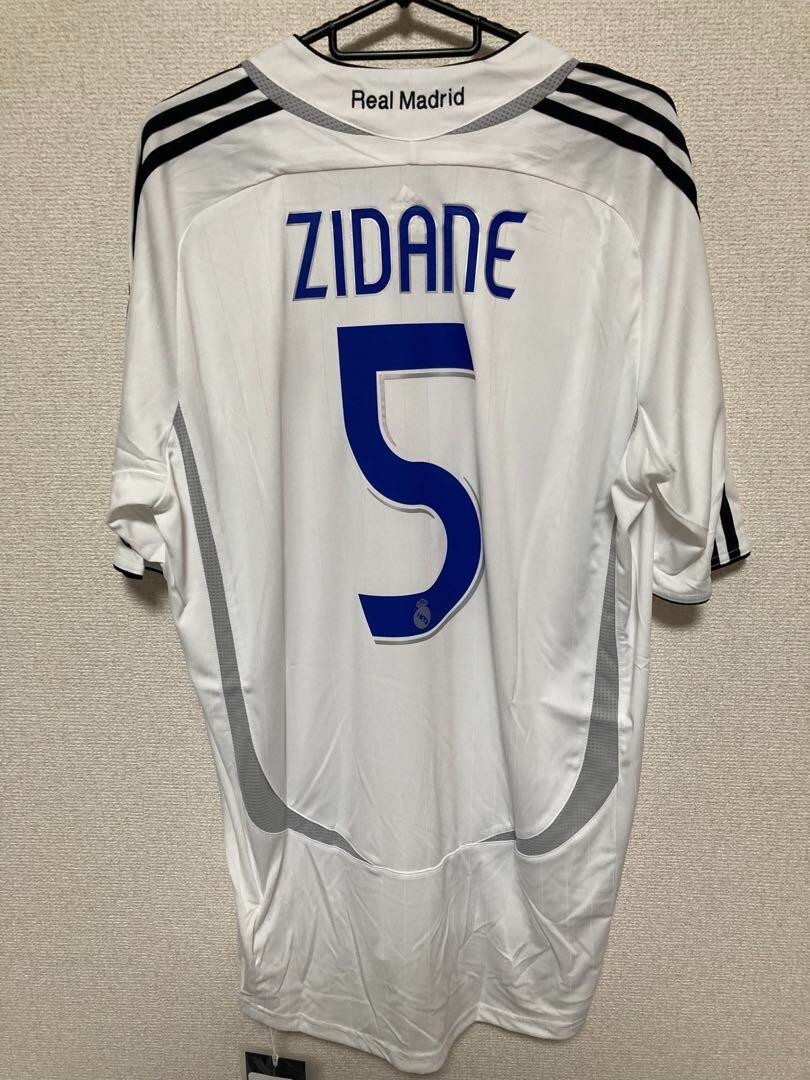 Zinedine Zidane 06/07 Real Madrid Size L Adidas Soccer Zinedine Zidane 06/07 Real Madrid Size L Adidas Soccer