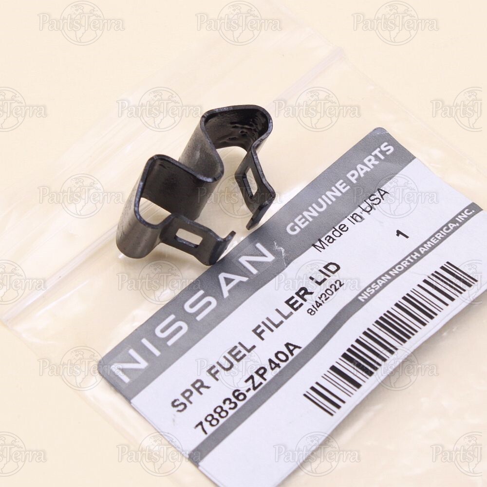 New OEM Genuine NISSAN PATHFINDER Xterra Fuel Filler Gas