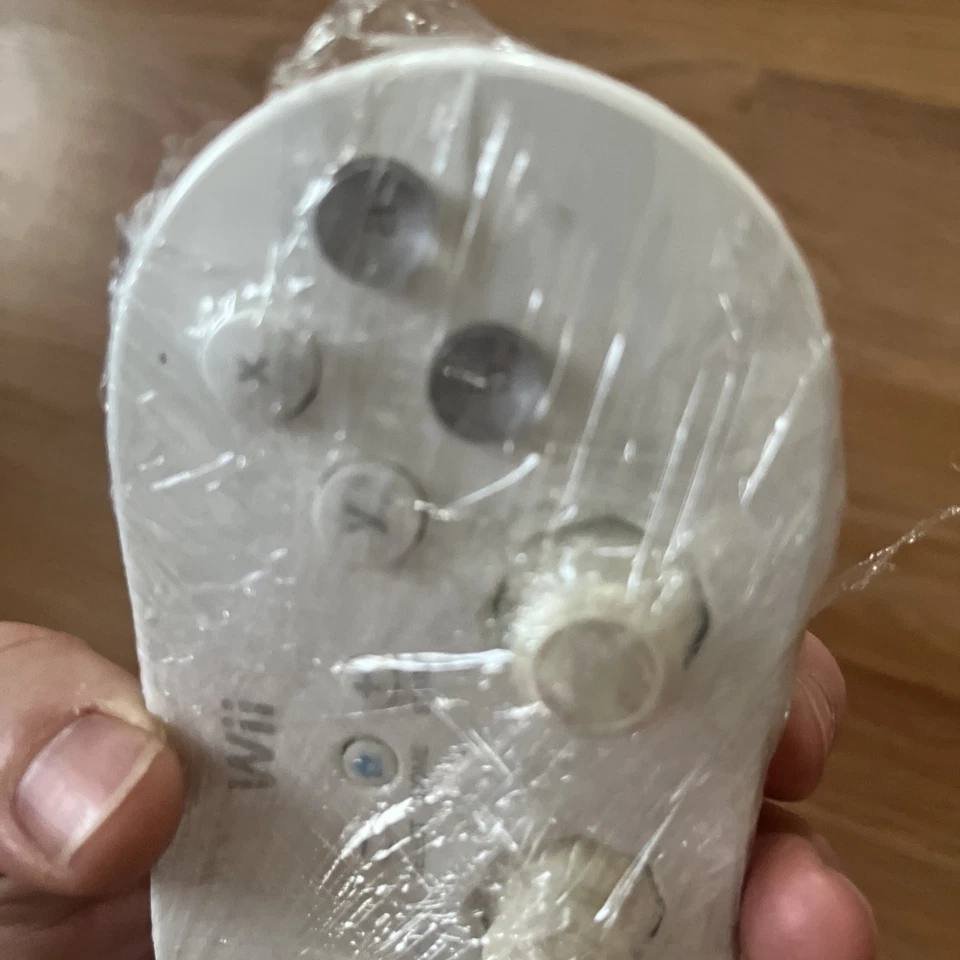 Official OEM White Nintendo Wii Classic Controller RVL-005 ~ Tested & Working - Image 4 of 4