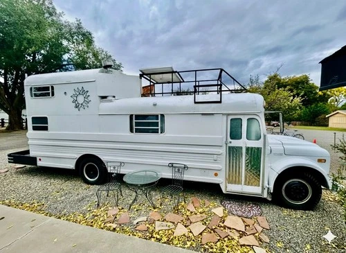 1972 School Bus RV
