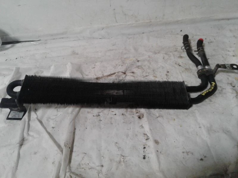 Enfriador de aceite de transmisión automática Cadillac CTS 2012 3,0 L AWD Foto 2 de 4