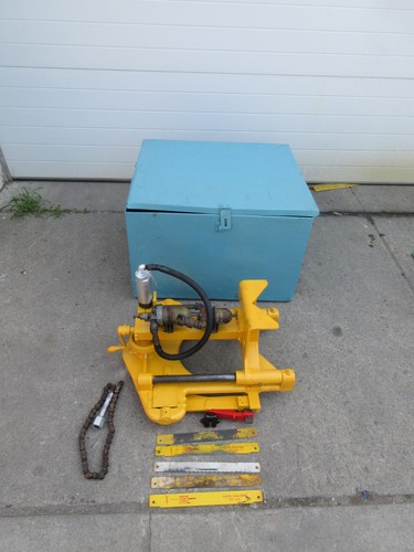 Wachs Model "C" Pneumatic Guillotine Pipe Hack Saw w/ Storage Box
