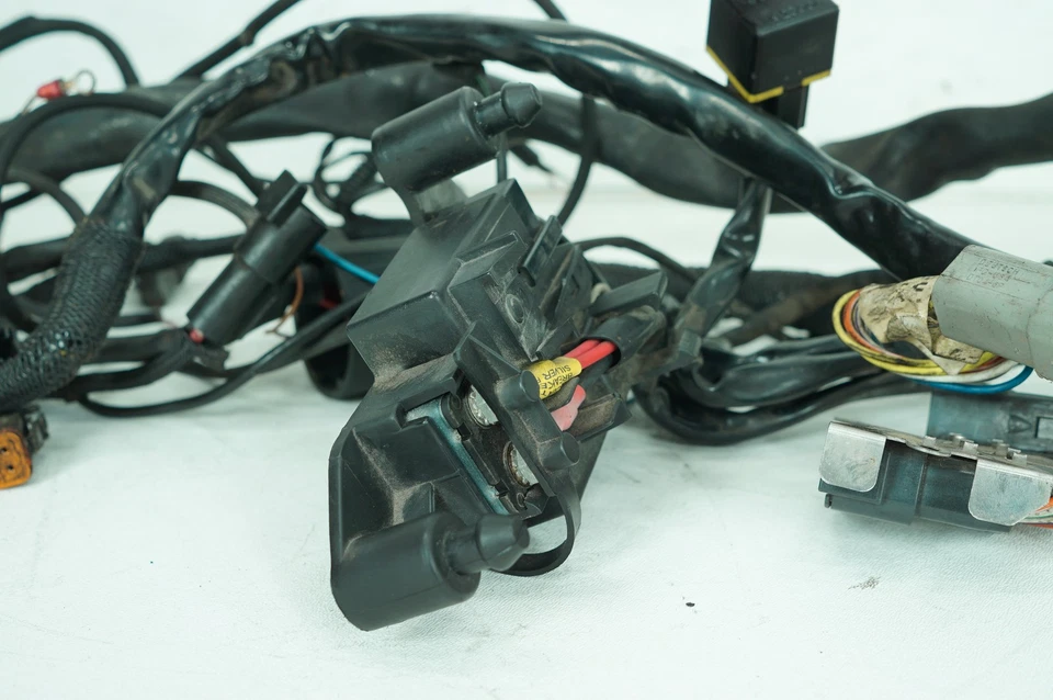 03 Harley Sportster XL1200 C OEM Arnés de cableado principal Interruptor de encendido y llave Foto 4 de 4