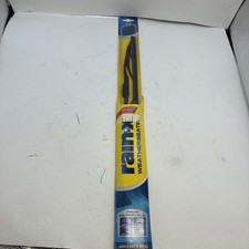 Rain-x Latitude Water Repellency 14 Windshield Wiper Blade 1 Blade Go1063494