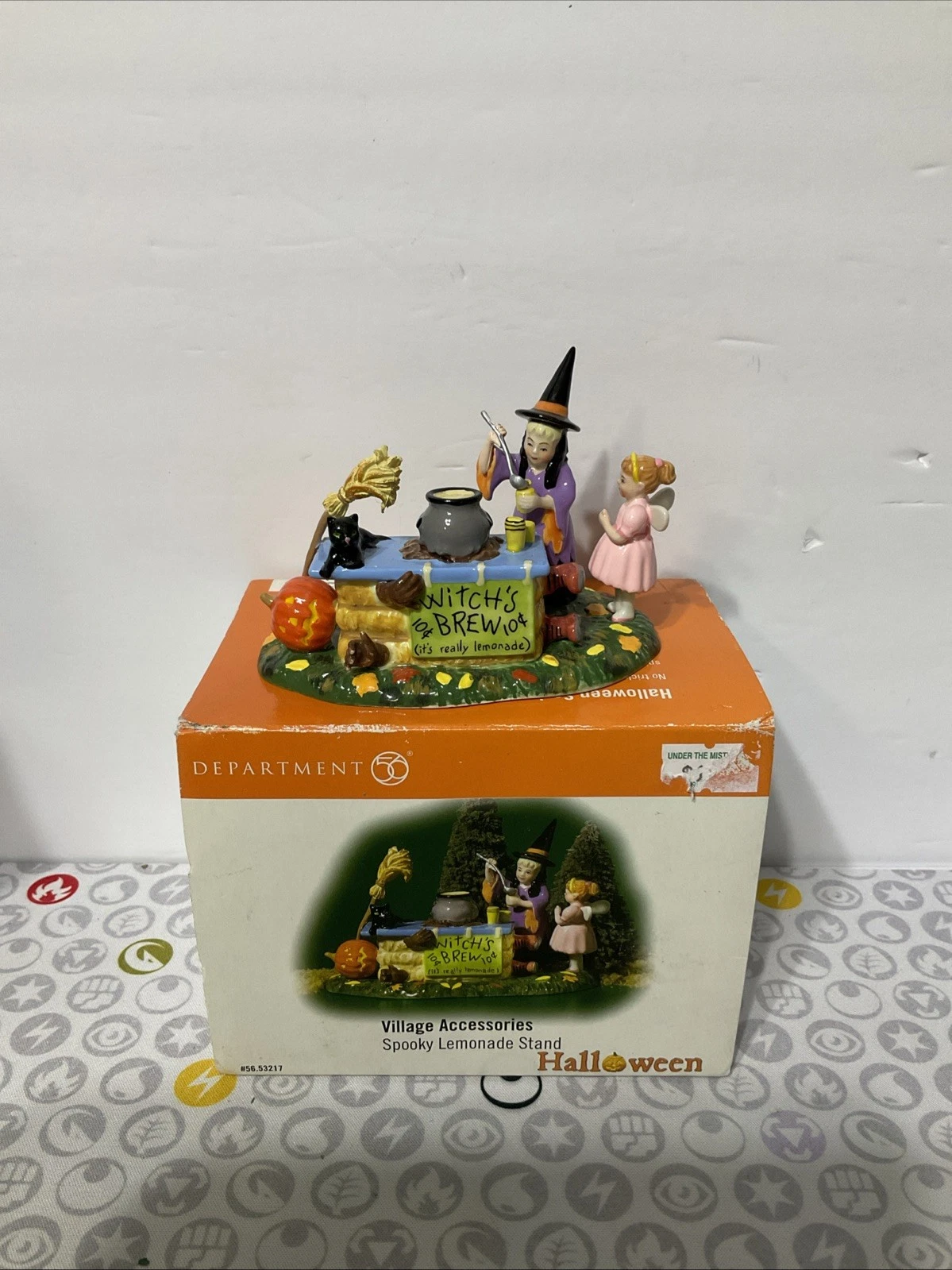 Department 56 Halloween Village Accessories Spooky Lemonade Stand #56.53217