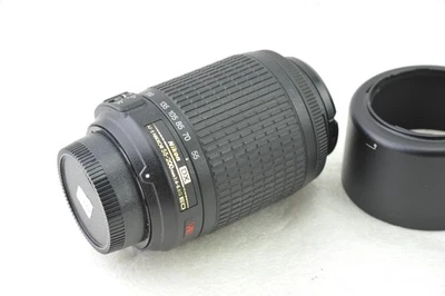 Nikon AF-S Nikkor 55-200mm f/4-5.6 G ED VR DX Objektiv - Bild 1 von 3