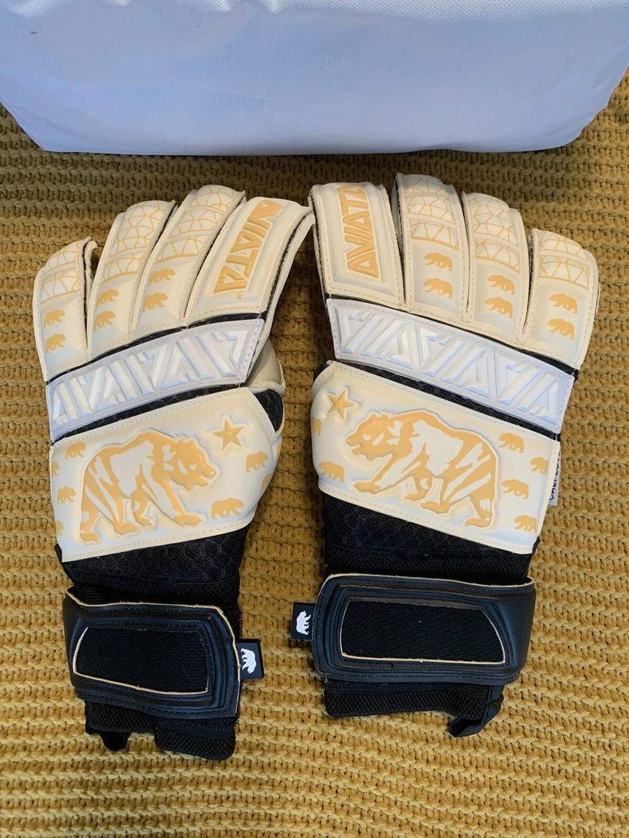 Aviata soccer best sale gloves