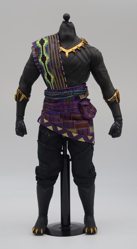 Hot Toys 1/6 Scale MMS487 Black Panther T’Chaka - Body set