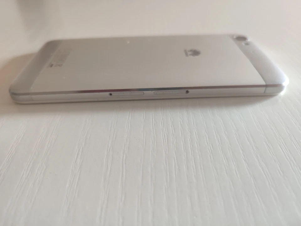 Huawei P8 lite - 16GB - Bianco (Sbloccato) (Dual SIM) - Immagine 4 di 4