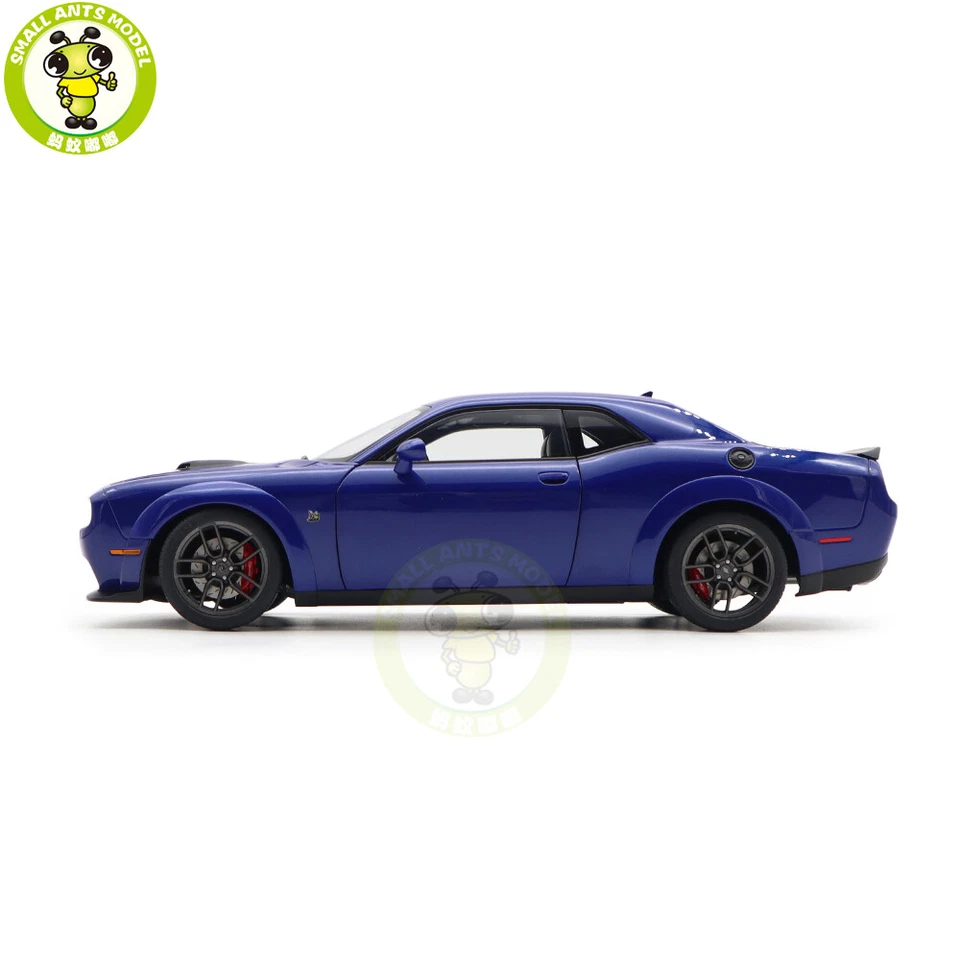 1/18 Dodge Challenger R/T Scat Pack Widebody 2022 Blue AUTOart 71772 Mode Car - Image 2 of 4