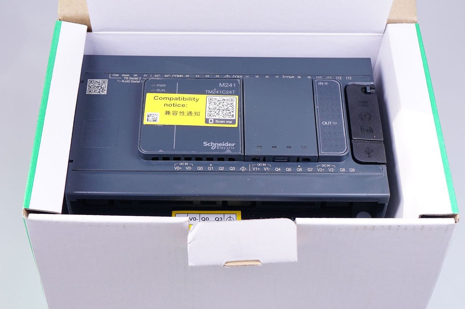 Schneider Electric TM241C24T PLC Control, Modicon M241, 24 I/O, 2x Modbus, 24VDC