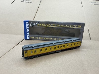 WALTHERS HO SCALE PERSONENWAGEN WAGGON PULLMAN HEAVYWEIGHT UNION PACIFIC !