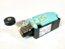 3SE5112-0CH01 1PCS SIEMENS Limit switch contact New In Box 3SE51120CH01